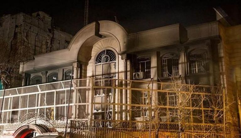 جانب من الأضرار التي لحقت بالسفارة السعودية في طهران