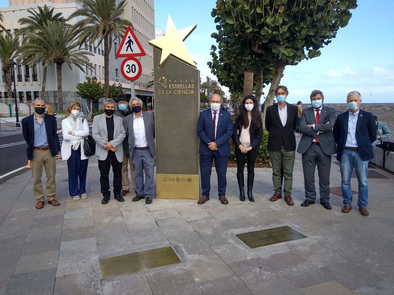 ممشى لتكريم مشاهير العلم