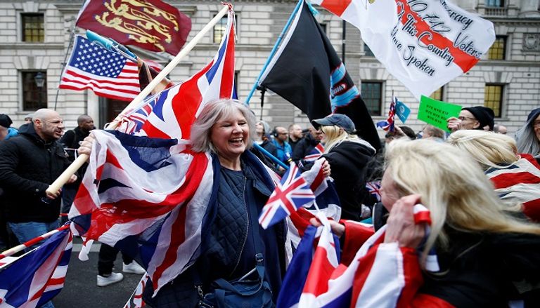 دقائق تفصل الطلاق البريطاني الأوروبي