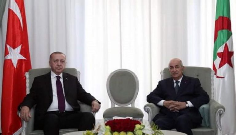 رئيس الجزائر عبدالمجيد تبون خلال لقاء سابق مع نظيره التركي