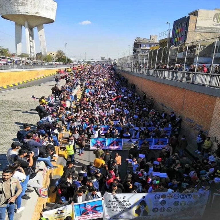 المتظاهرون العراقيون يرفضون حكومة علاوي