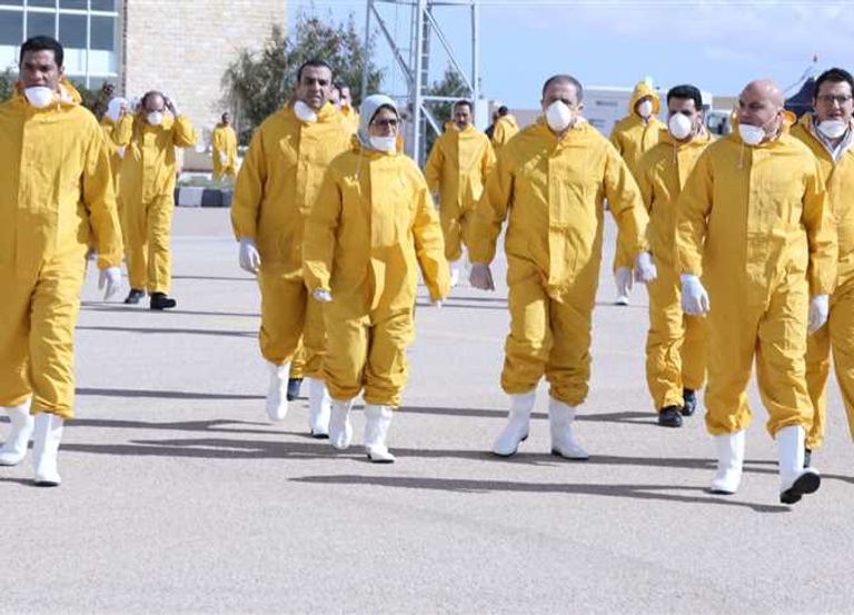 وزيرة الصحة المصرية تتفقد الإجراءات الوقائية بمطار العلمين