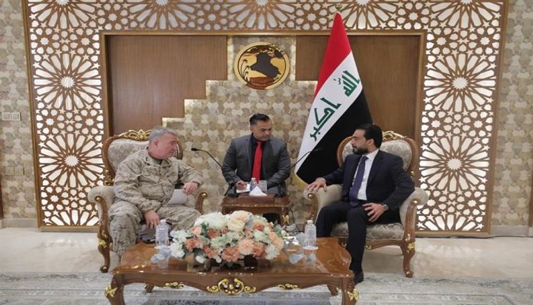 رئيس البرلمان العراقي والجنرال كينيث ماكنزي خلال لقاء اليوم ببغداد  عادل عبدالمهدي والجنرال كينيث ماكنزي خلال لقاء اليوم ببغداد