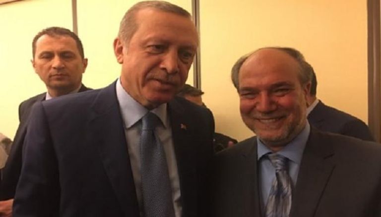 أردوغان مع المدير التنفيذي لمؤسسة زكاة - نورديك مونيتور