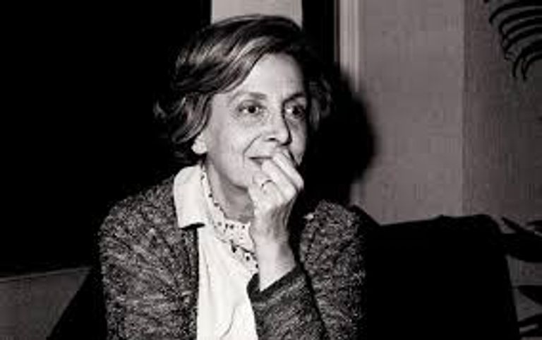 الأديبة الفرنسية من أصل مصري أندريه شديد