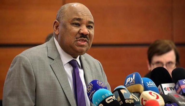 إبراهيم البدوي وزير المالية السوداني