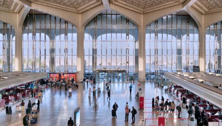 مطار الملك فهد الدولي - أرشيفية