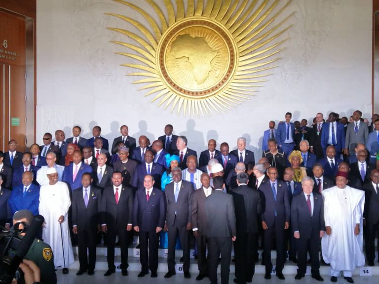 الصورة التذكارية للقمة الـ33 الأفريقية