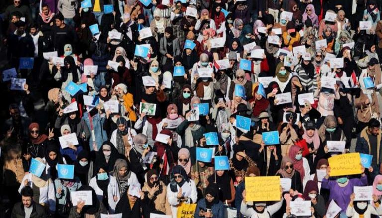 مسيرة طلابية مناهضة للنظام الإيراني في كربلاء