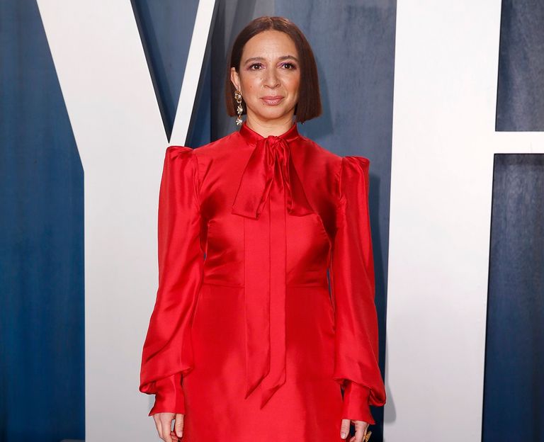 إطلالة رينيه زيلويجر خلال تسلمها جائزة الأوسكار