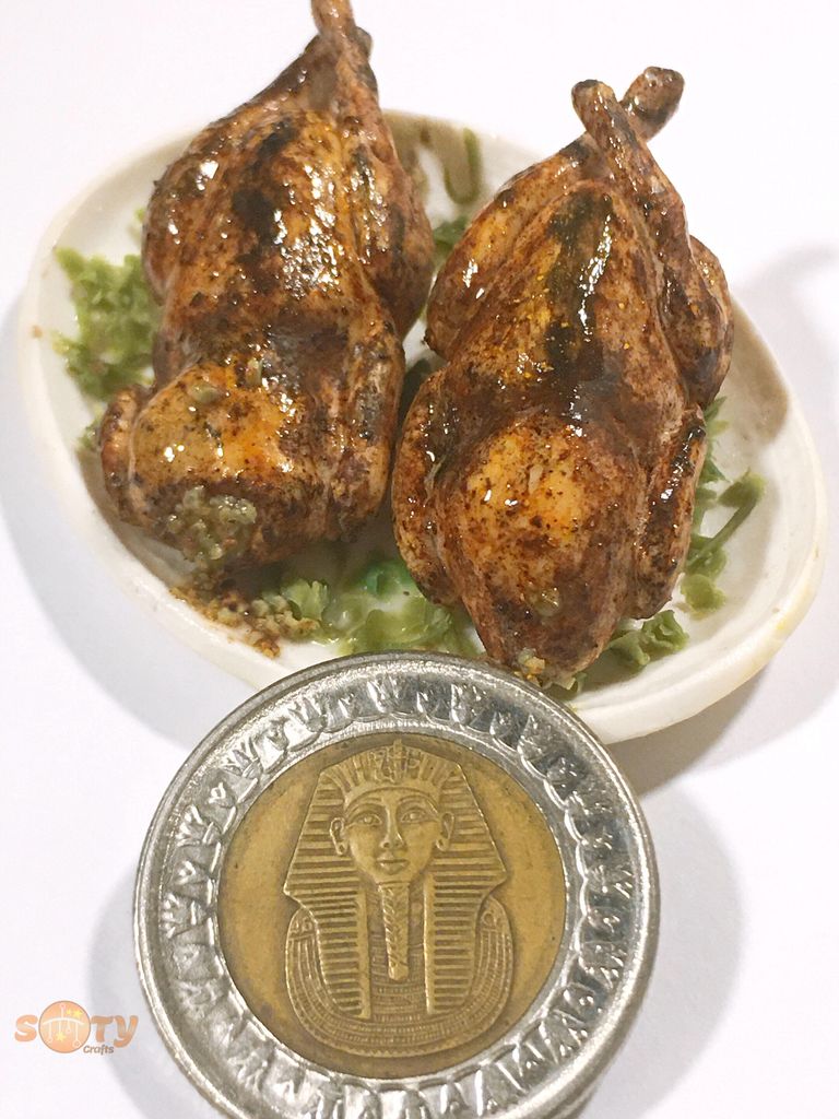 نماذج من أعمال عزة