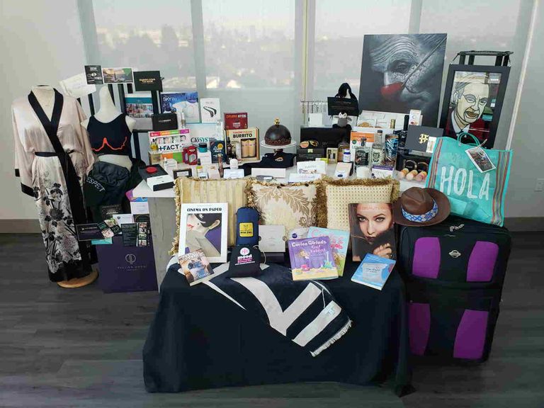 ليوناردو دي كابريو بعد تسلمه جائزة الأوسكار عام 2016 - أرشيفية