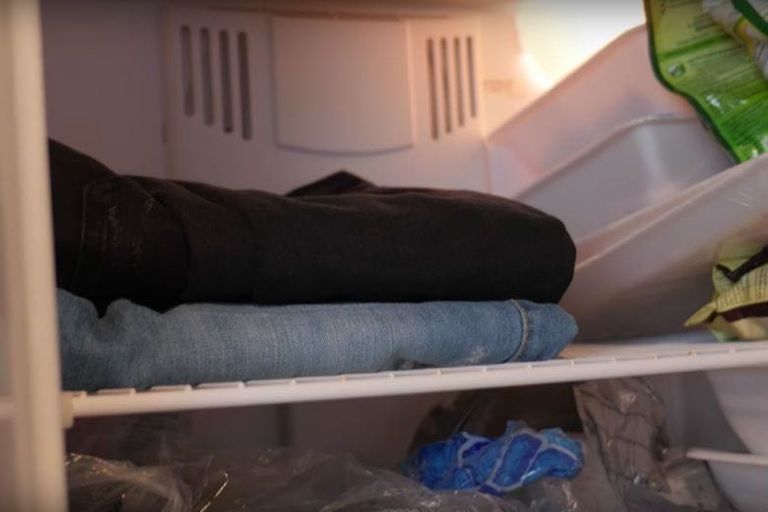 حفظ طلاء الأظافر في الثلاجة يعمل على إطالة عمره