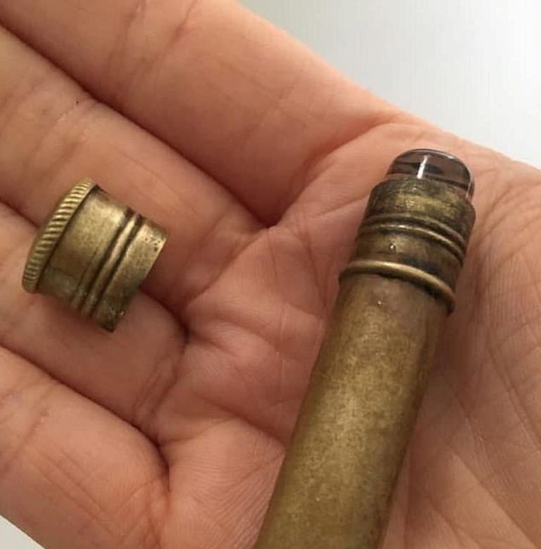 الكبسولة تحتوي على سم "السيانيد"