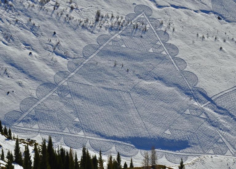 أحد أعمال الفنان سيمون بيك