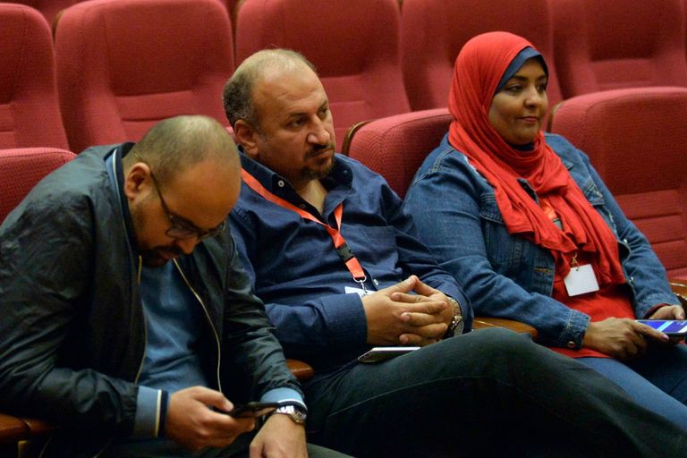 النجمة العالمية خلال الندوة