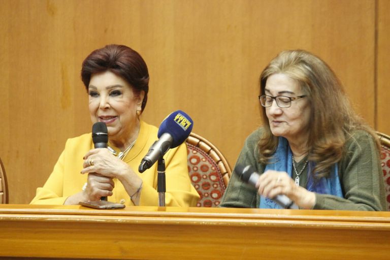 رجاء الجداوي خلال الندوة