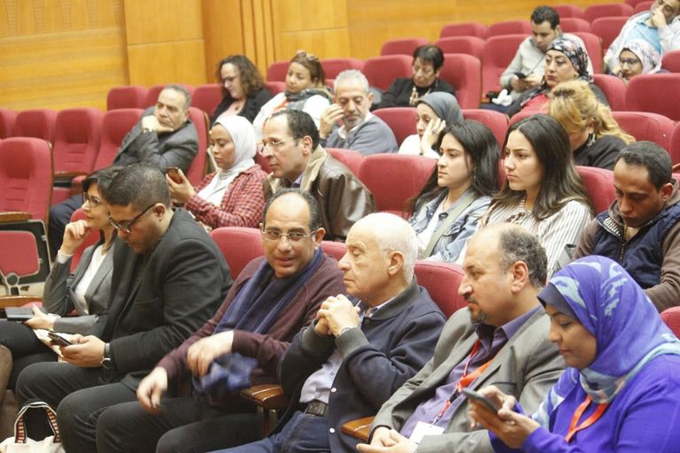 رجاء الجداوي خلال الندوة