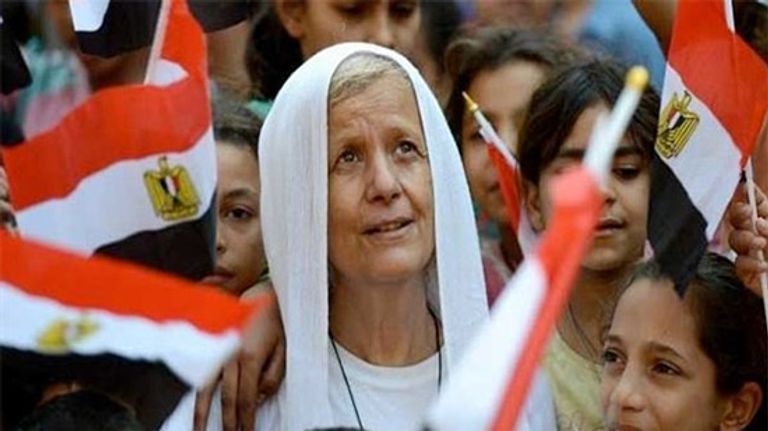 " ماجي جبران" .. 3 عقود من العمل الإنساني بمصر