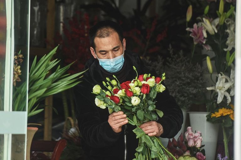 متاجر بيع الزهور تعرّضت لخسائر كبيرة