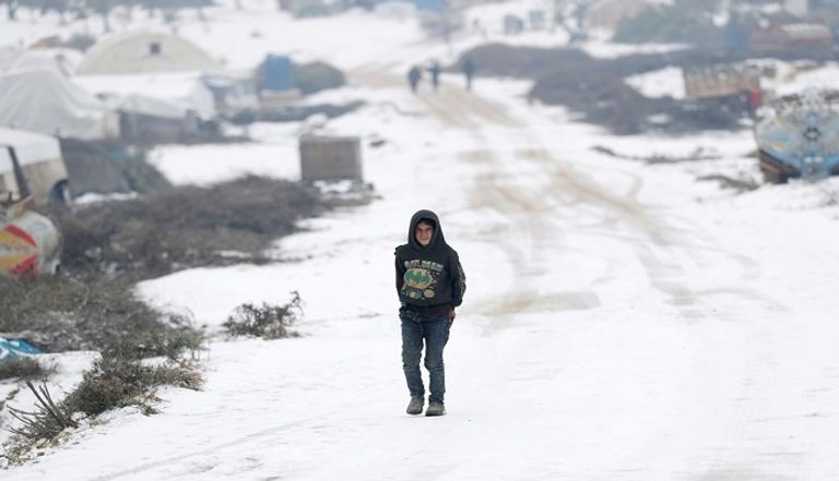 إحدى النازحات في مخيم بشمال إدلب