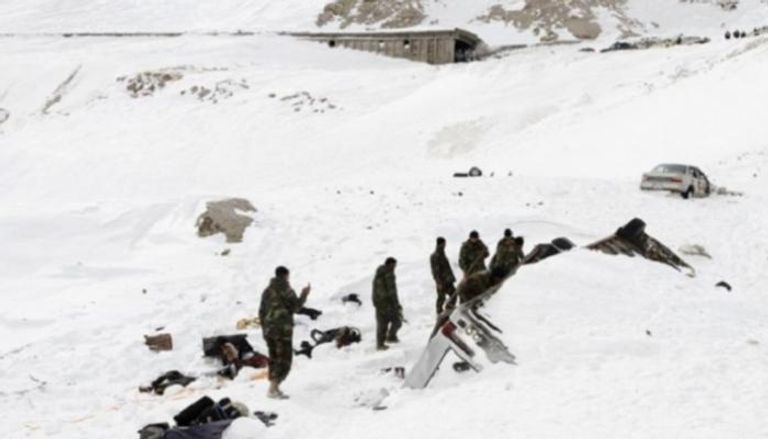 هطول الثلوج بغزارة في أفغانستان تسبب في انهيارات جليدية