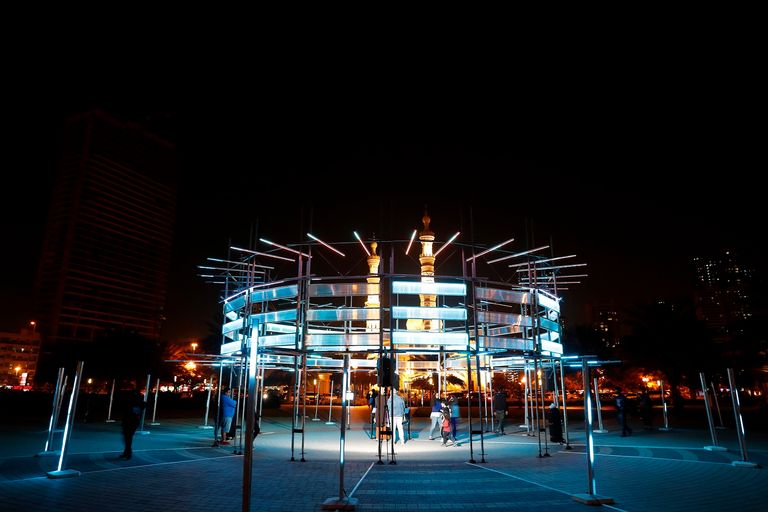 جانب من عروض مهرجان أضواء الشارقة