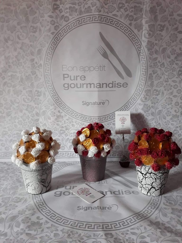 من أعمال السيدة الجزائرية جانب من أعمال الجزائرية