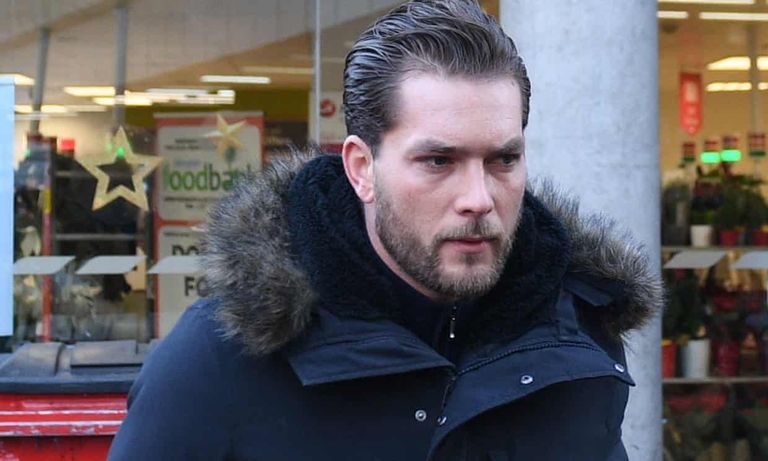 الصورة التي شاركها بيرتون على أنستقرام