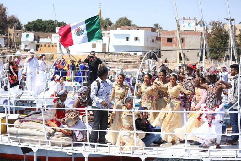 فرق فنية من الإمارات العربية في مهرجان أسوان