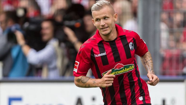 جوناثان شميد يوسف عطال