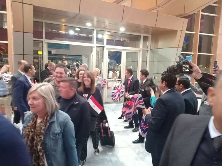 استقبال المسافرين البريطانيين في مطار شرم الشيخ