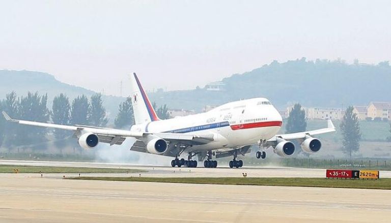 الطائرة الرئاسية المتوجهة إلى اليابان -رويترز