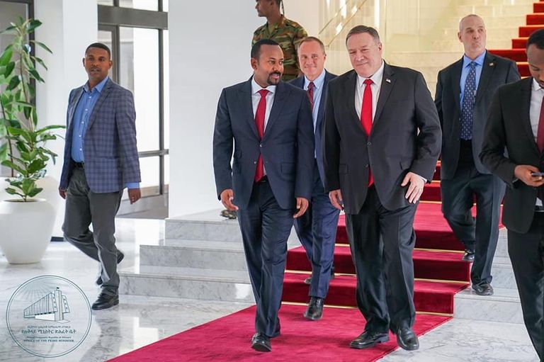 وزير الخارجية الأمريكي مايك بومبيو ونظيره الإثيوبي غدو اندرجاتشاو