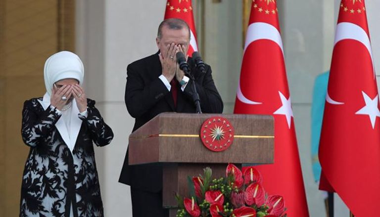الرئيس التركي وقرينته