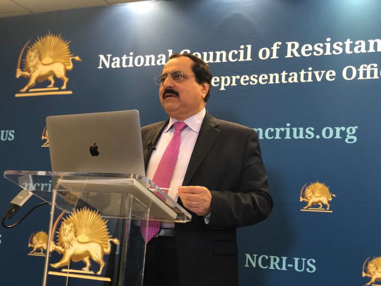 علي جعفر زاده خلال كلمته في المؤتمر الصحفي