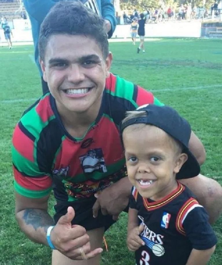 طفل يتعرض للمضايقات بسبب طوله - صحيفة مترو