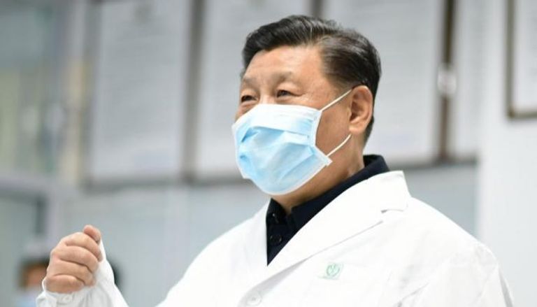 الرئيس الصيني يظهر بالقناع عقب انتشار الفيروس