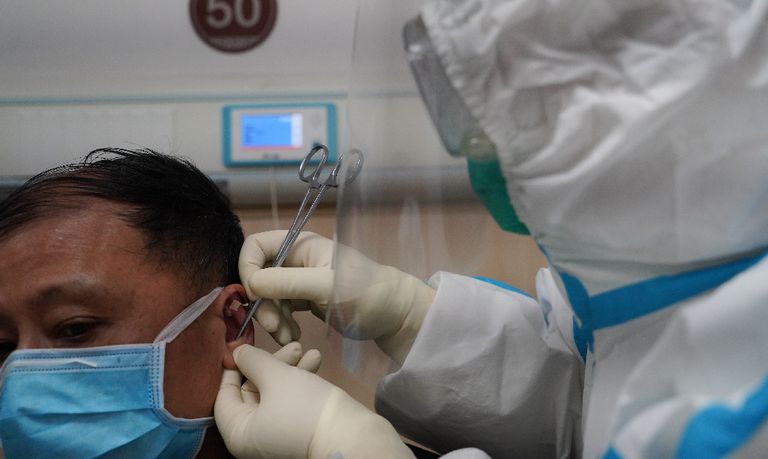 نتائج العلاج كشفت عن أن الطب الصيني حسن أعراض كورونا