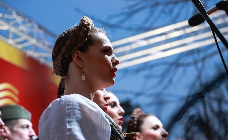 حفل غنائي في صربيا تضامنا مع الصين ضد كورونا الجديد