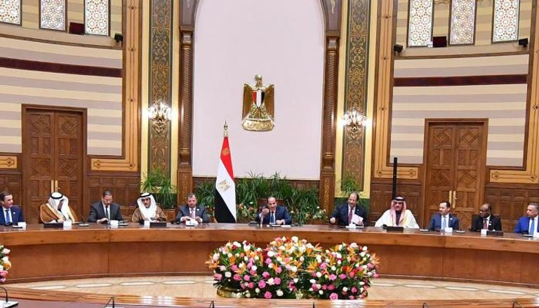 الرئيس المصري عبدالفتاح السيسي خلال لقاء رؤساء أجهزة المخابرات للدول العربية 
