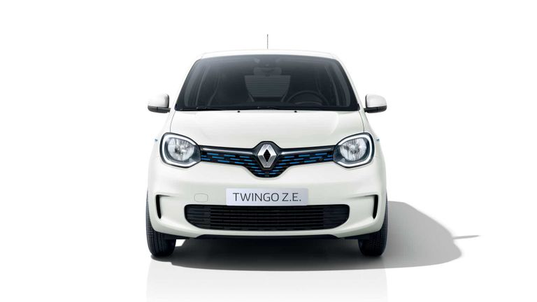  سجل حضورك بصورة سيارة على ذوقك - صفحة 16 102-130957-2020-renault-twingo-ze-revealed-3