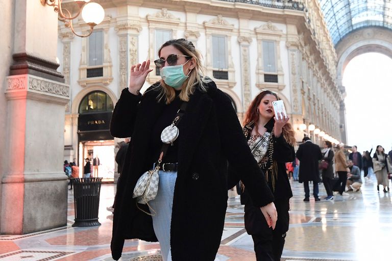 كورونا أصاب أكثر من 2000 شخص خارج الصين