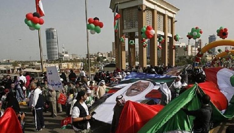 احتفالات كويتية بذكرى التحرير - أرشيفية
