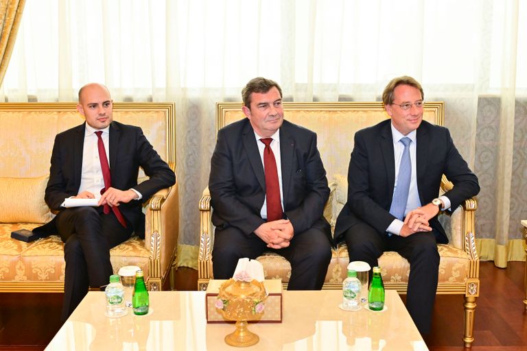 جانب من لقاء علي النعيمي وأولفييه كاديك