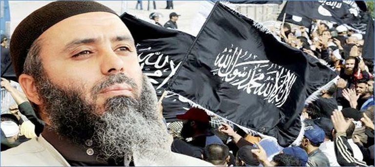 رئيس الوزراء الفرنسي ووزيرة الجيوش في قاعدة فرنسية بمالي - والإرهابي أبوعياض