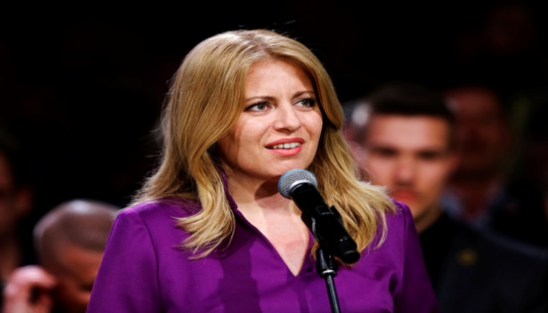 رئيسة سلوفاكيا زوزانا تشابوتوفا صورة متداولة للدعاية الانتخابية في سلوفاكيا