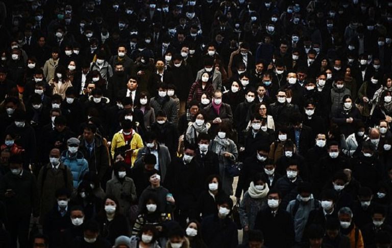 مخاوف من انتشار كورونا تدفع لاتخاذ إجراءات قياسية - أرشيفية