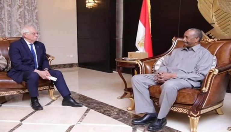 جانب من زيارة الممثل الأعلى للاتحاد الأوروبي إلى السودان