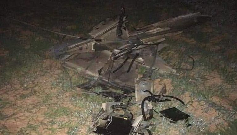 حطام إحدى الطائرات التى أسقطها الجيش الليبي